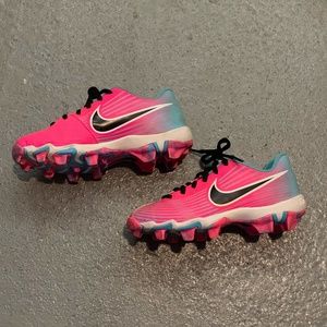 Nike Hyperdiamond Girls' Softball Cleat Size 1.5